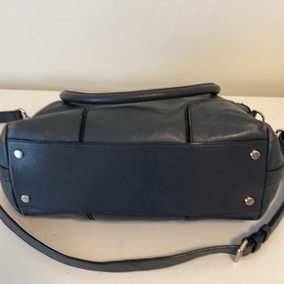 Cole Haan slate blue/grey Womens Shoulder Purse Crossbody Strap Gold Details - Picture 4 of 15